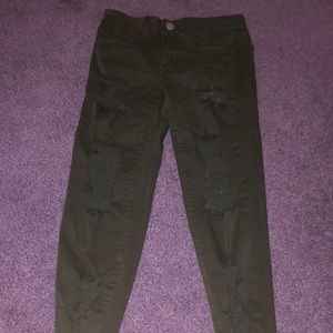 American Eagle black cropped jeans